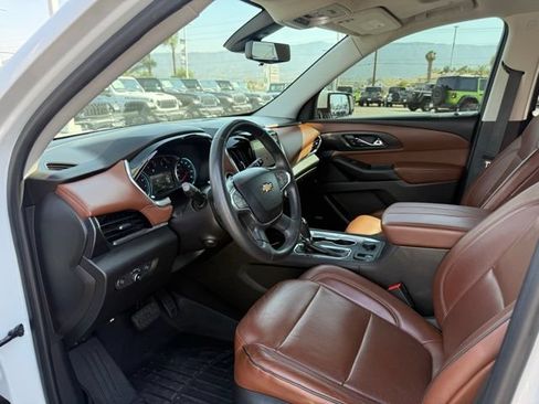 Used 2018 Chevrolet Traverse High Country w/ LPO, Cargo Package AWD/4WD image 9