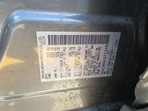 Used 2024 Nissan Rogue SV image 30