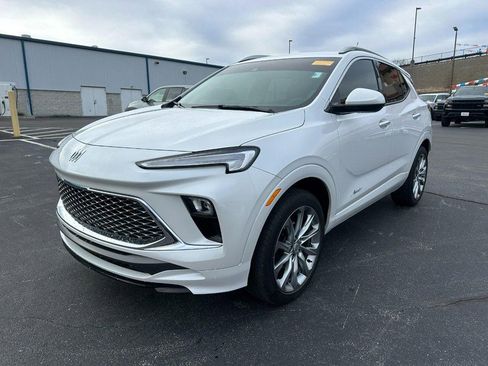 Used 2024 Buick Encore GX Avenir image 8