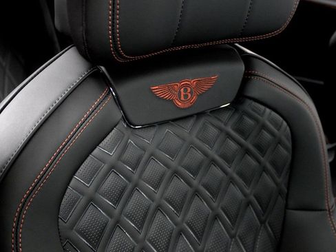 Used 2022 Bentley Flying Spur V8 AWD/4WD image 9
