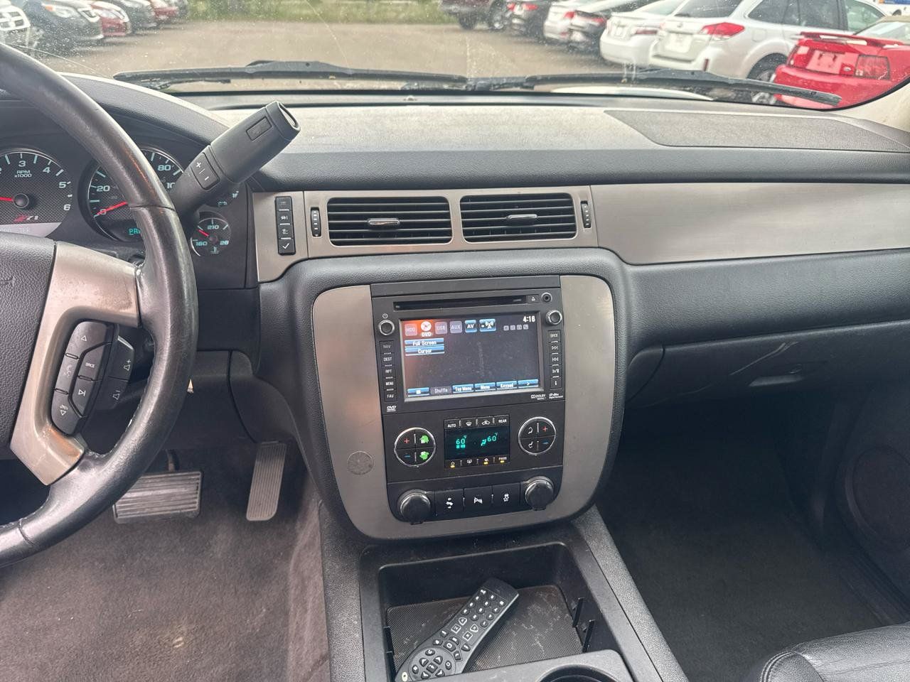 Used 2013 Chevrolet Suburban LT AWD/4WD image 10