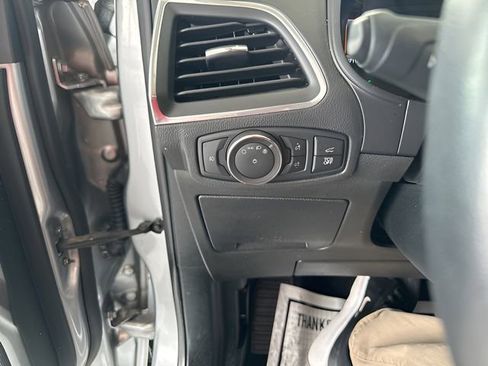 Used 2022 Ford Edge Titanium w/ Equipment Group 301A image 14