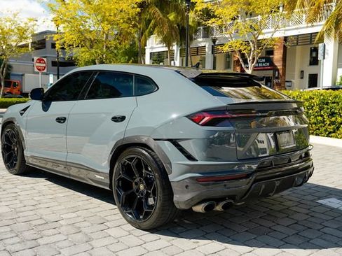 Used 2023 Lamborghini Urus Performante image 19