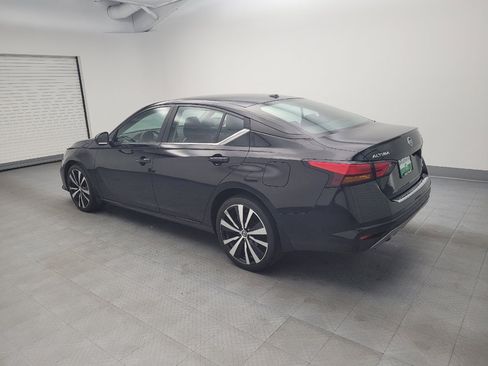 Used 2021 Nissan Altima 2.5 SR image 3