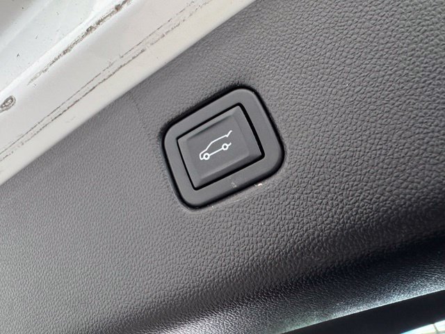 Certified 2023 Chevrolet Blazer Premier AWD/4WD image 45