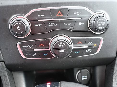 Used 2023 Dodge Charger GT image 15