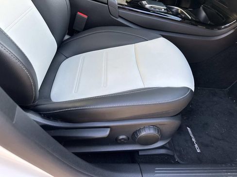 Used 2022 Mercedes-Benz CLA 250 image 12