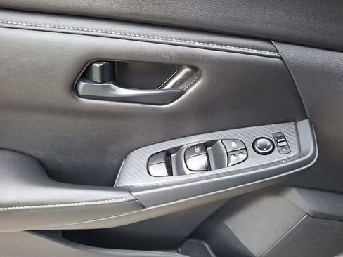 Used 2025 Nissan Sentra S FWD image 12