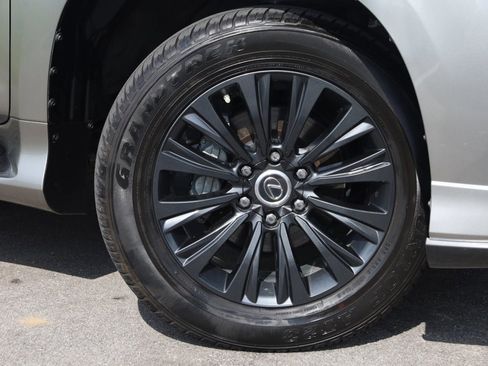 Used 2023 Lexus GX 460 Luxury w/ Sport Design Package image 19