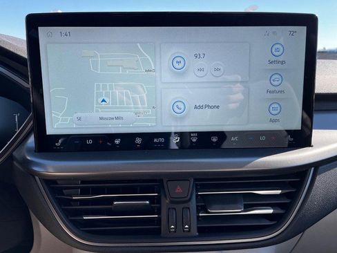 New 2025 Ford Escape SE image 14