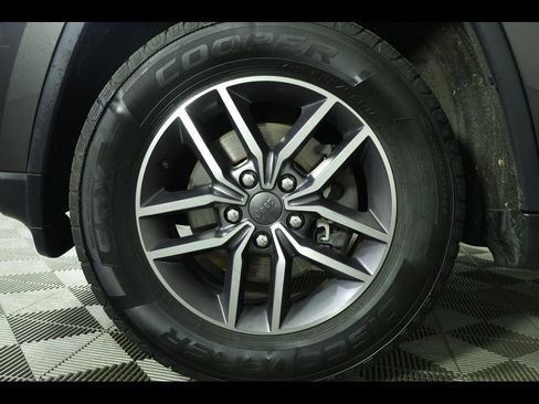 Used 2020 Jeep Grand Cherokee Limited image 13