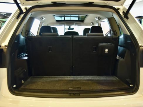 Used 2022 Volkswagen Atlas SE w/ Panoramic Sunroof Package AWD/4WD image 22
