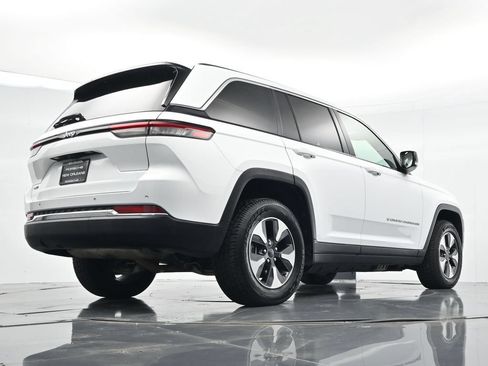 Used 2024 Jeep Grand Cherokee Limited 4xe AWD/4WD image 23