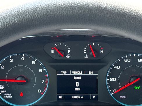 Used 2019 Chevrolet Traverse LS image 4