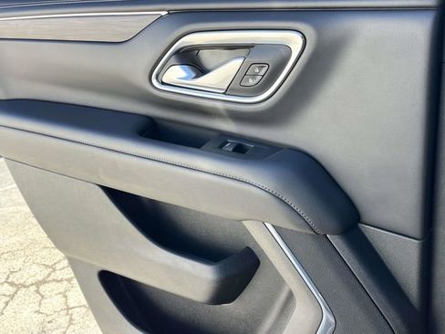 Used 2024 Chevrolet Tahoe LT image 17