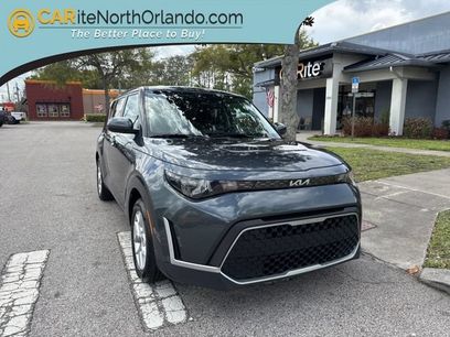 Used 2025 Kia Soul LX w/ LX Technology Package
