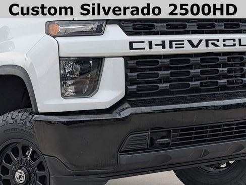 Used 2022 Chevrolet Silverado 2500 Custom w/ Custom Convenience Package AWD/4WD image 3