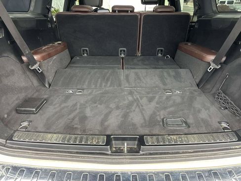 Used 2015 Mercedes-Benz GL 550 4MATIC image 13