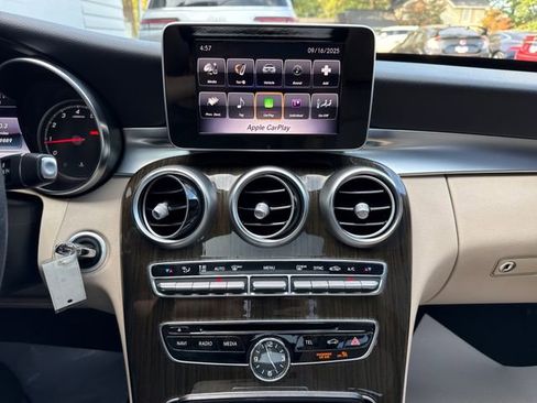 Used 2018 Mercedes-Benz C 300 Sedan image 35