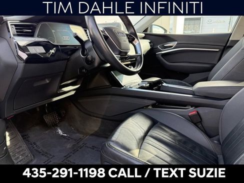 Used 2021 Audi e-tron Premium w/ Convenience Plus Package image 10