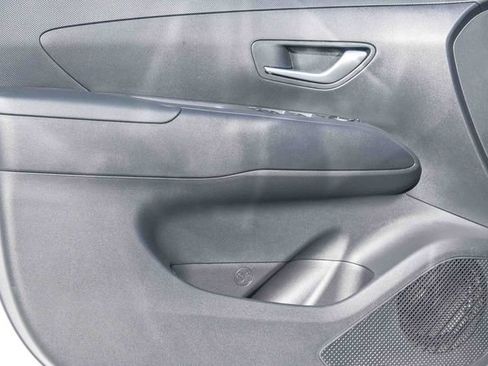 New 2026 Hyundai Tucson Blue SE image 22