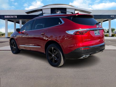 Used 2024 Buick Enclave Essence w/ Experience Buick Package image 5