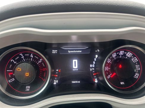 Used 2018 Dodge Challenger R/T Plus image 30