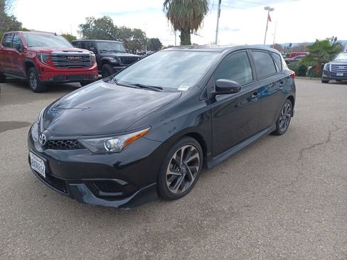 Used 2018 Toyota Corolla iM w/ All-Weather Mat Package image 1