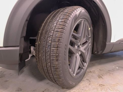 New 2026 Ford Explorer ST w/ Sun And Sound Package image 35