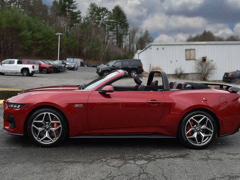 Used 2024 Ford Mustang GT Premium w/ GT Performance Package image 6