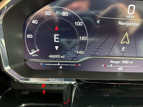 Used 2024 GMC Sierra 1500 SLT image 28