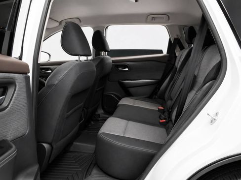 Used 2021 Nissan Rogue SV AWD/4WD image 29