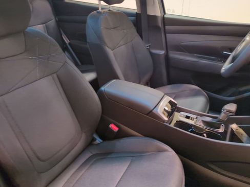 Certified 2026 Hyundai Tucson SE image 10