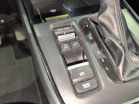 Used 2024 Honda CR-V EX-L image 25