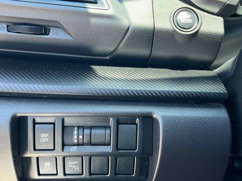 Used 2018 Subaru Impreza 2.0i Premium w/ Eyesight & BSD & Rcta AWD/4WD image 28