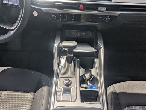 New 2026 Kia Sorento LX FWD image 19