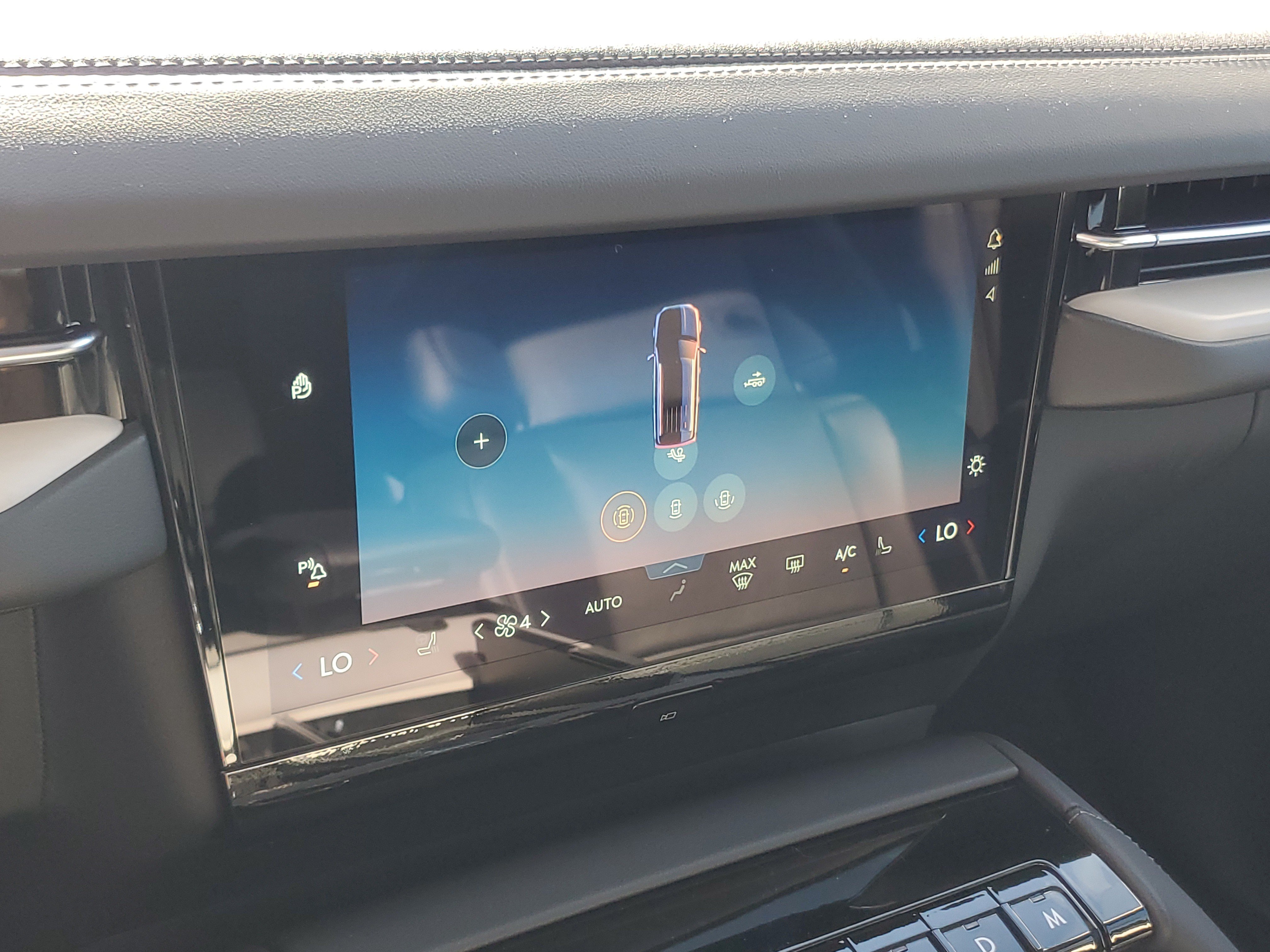 New 2027 Lincoln Navigator Reserve AWD/4WD image 24