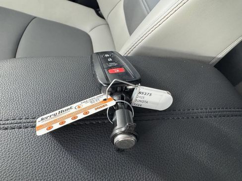 Used 2025 Toyota RAV4 XLE Premium FWD image 3