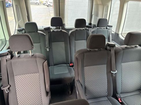 Used 2022 Ford Transit 350 XLT image 10