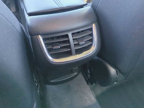 Used 2024 Chevrolet Malibu LT image 21