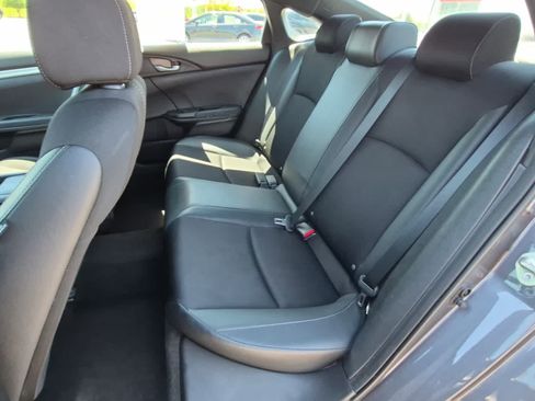 Used 2020 Honda Civic Sport image 9