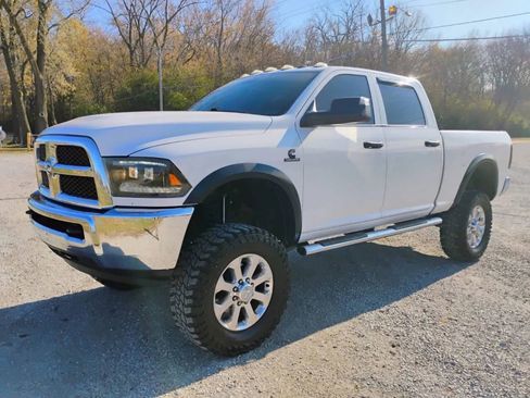 Used 2018 RAM 2500 Tradesman w/ Chrome Appearance Group image 3