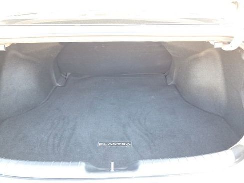 Used 2025 Hyundai Elantra Sport image 22