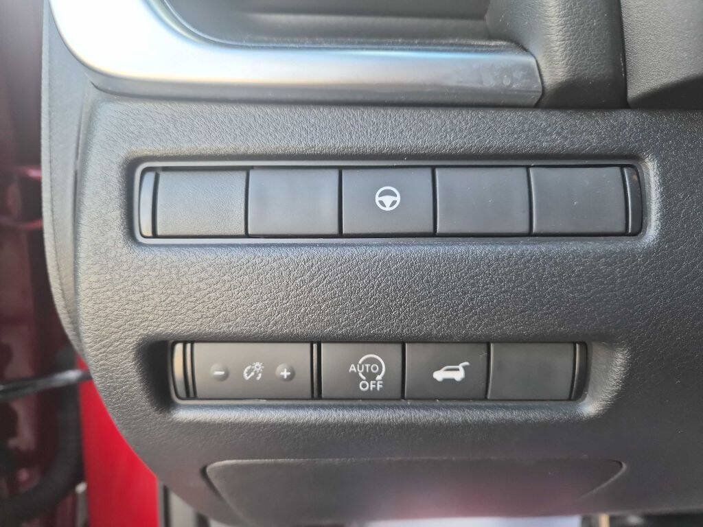 Used 2023 Nissan Rogue SV w/ SV Premium B Package AWD/4WD image 10