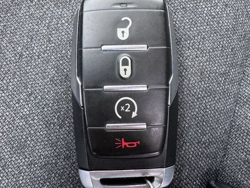 Used 2020 RAM 1500 Big Horn AWD/4WD image 55