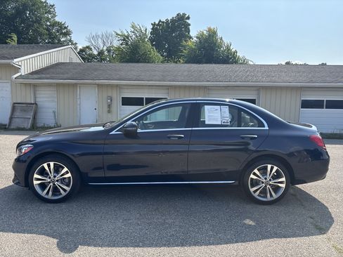 Used 2020 Mercedes-Benz C 300 4MATIC Sedan w/ Premium Package image 12