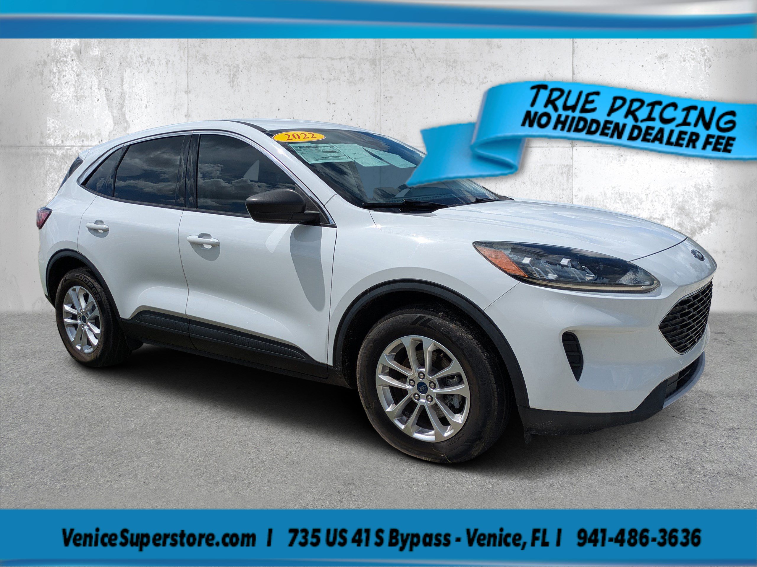 Used 2022 Ford Escape SE FWD image 1