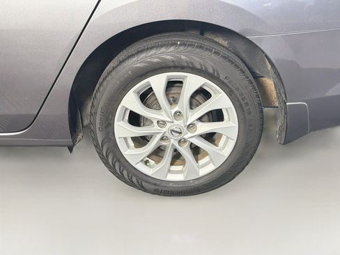 Used 2019 Nissan Sentra SV FWD image 11
