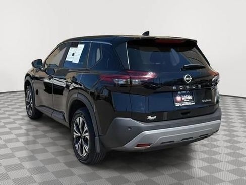 Used 2023 Nissan Rogue SV AWD/4WD image 5