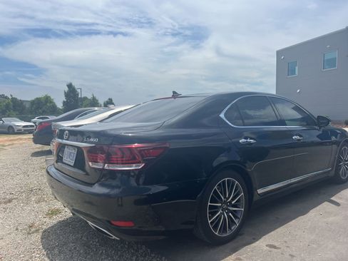 Used 2013 Lexus LS 460 w/ F-Sport Pkg RWD image 11